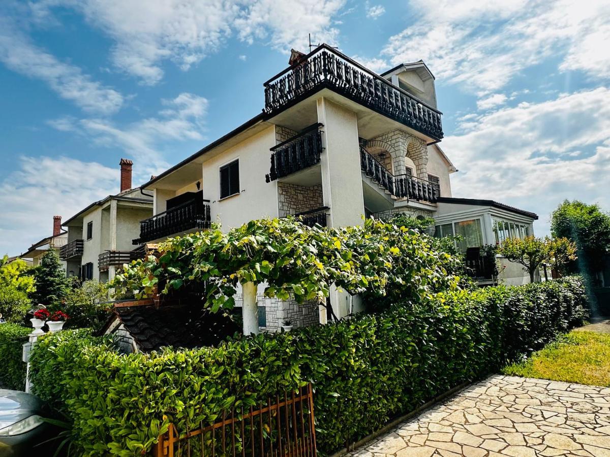 Ferienwohnung Casa Blanca Umag Exterior foto
